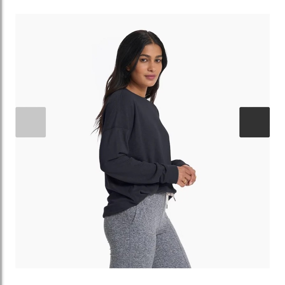 NWOT-Vuori Women’s Long Sleeve Sunrise Crew-M